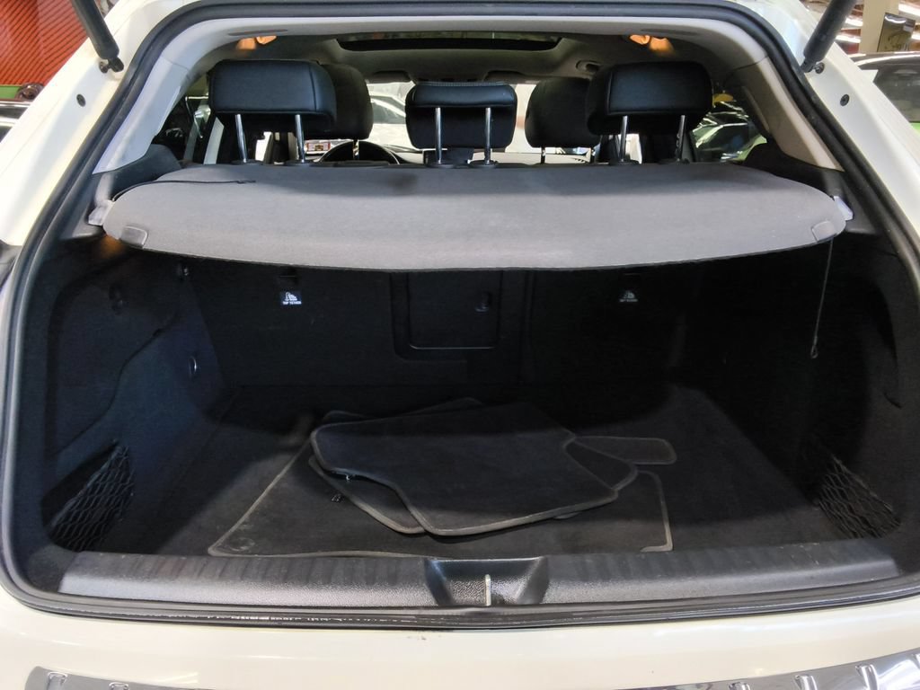 Used 2015 Mercedes-Benz GLA 250 4MATIC image 9