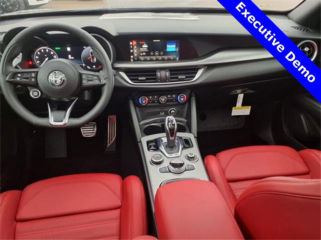 New 2025 Alfa Romeo Stelvio Sprint w/ Veloce Package image 12