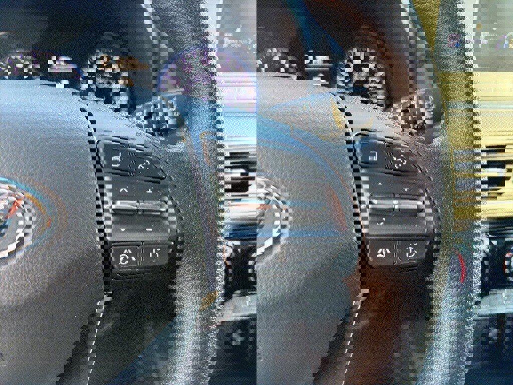 Certified 2022 Hyundai Kona SEL image 17