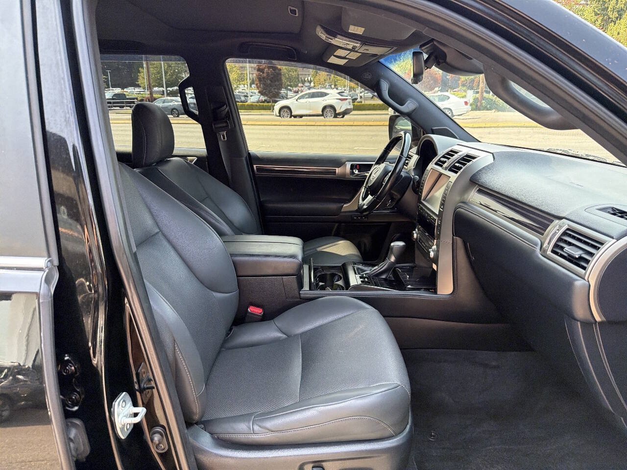 Used 2020 Lexus GX 460 Premium AWD/4WD image 19