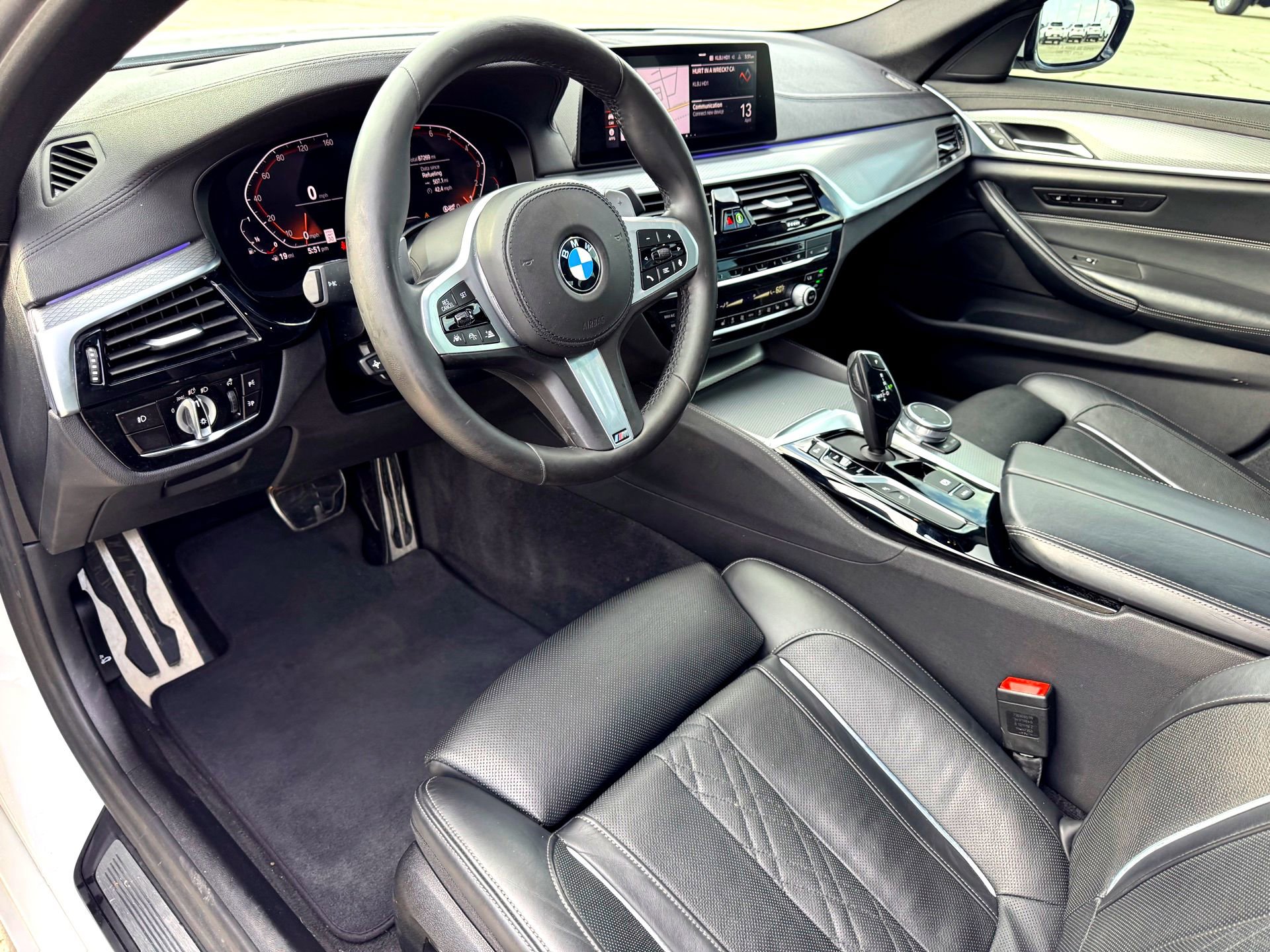 Used 2020 BMW 540i w/ M Sport Package image 12