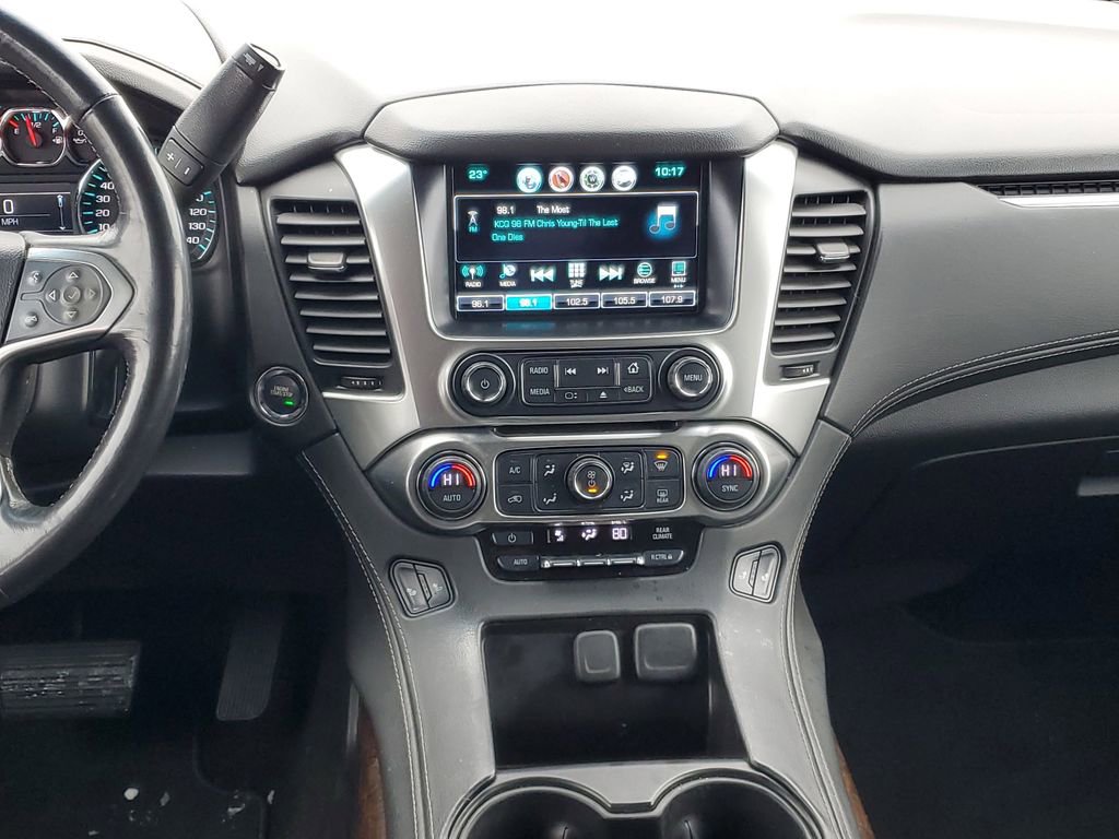 Used 2017 Chevrolet Suburban LT w/ LT Signature Package image 28