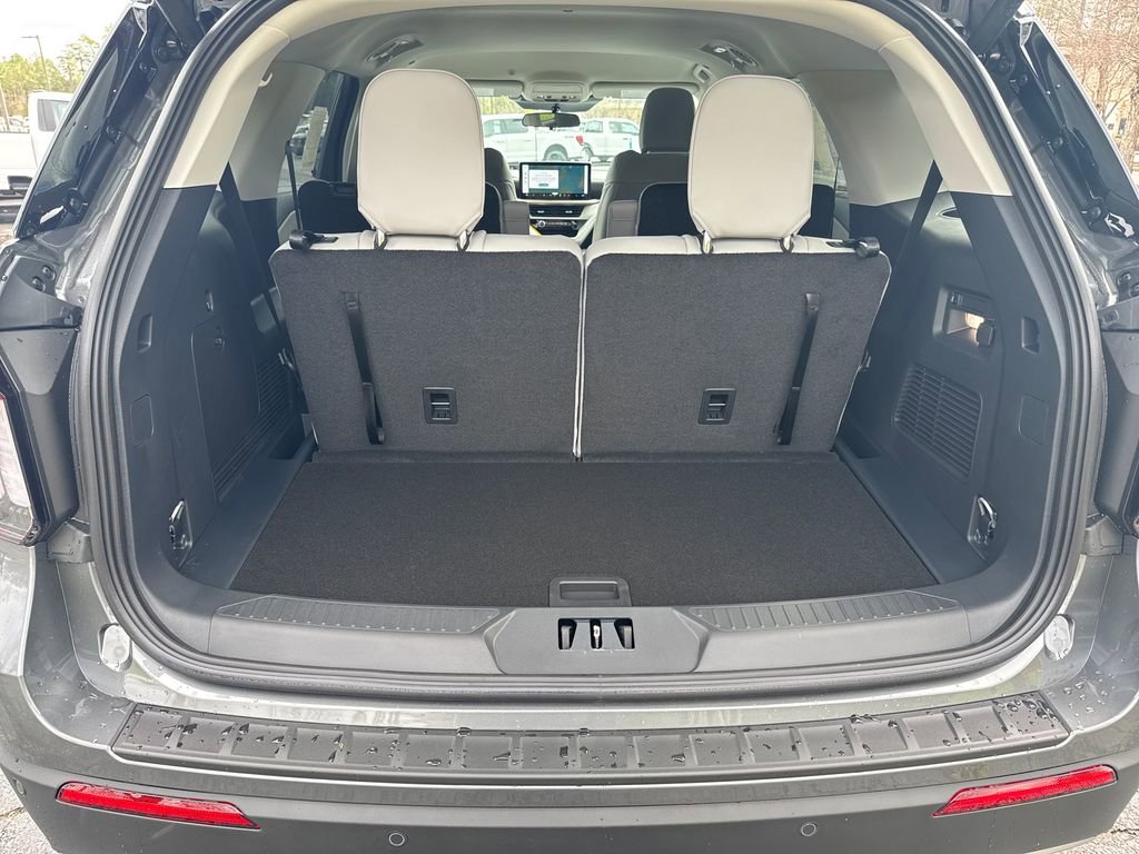 New 2026 Ford Explorer Active w/ Active Comfort Package image 28