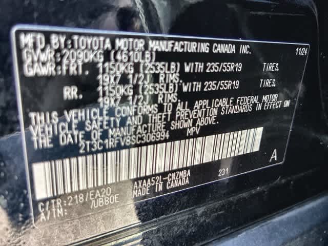 Used 2025 Toyota RAV4 XLE Premium FWD image 39