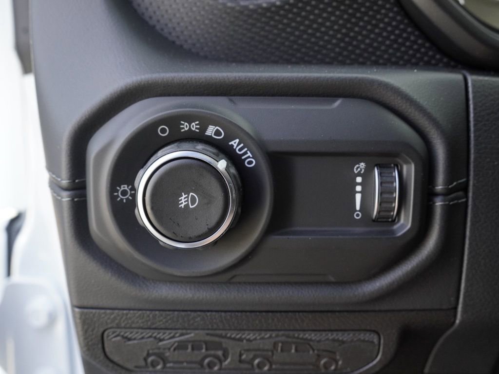 New 2026 Jeep Wrangler Unlimited Rubicon AWD/4WD image 12