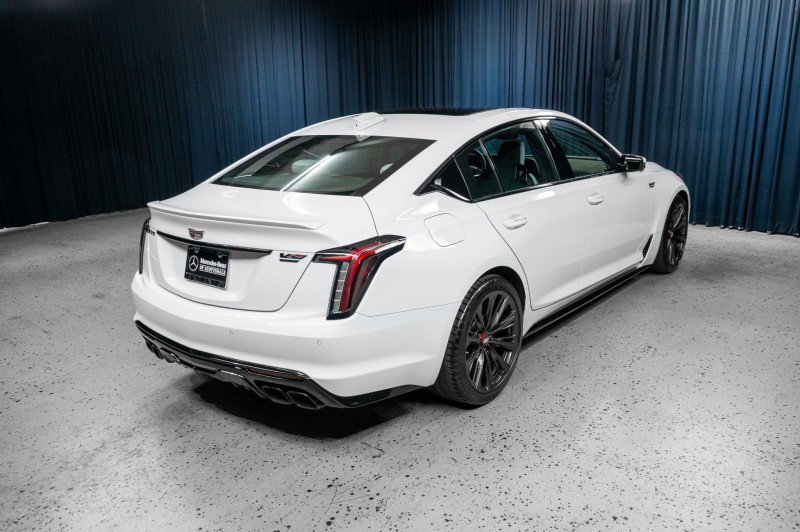 Used 2026 Cadillac CT5 V Blackwing w/ LPO, Red Accent Package RWD image 5