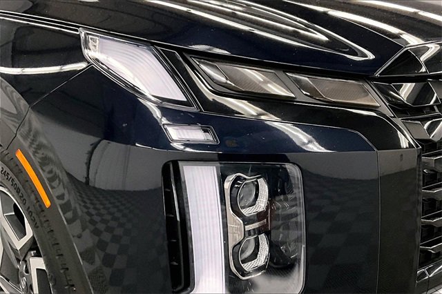 Used 2024 Hyundai Palisade Limited image 32