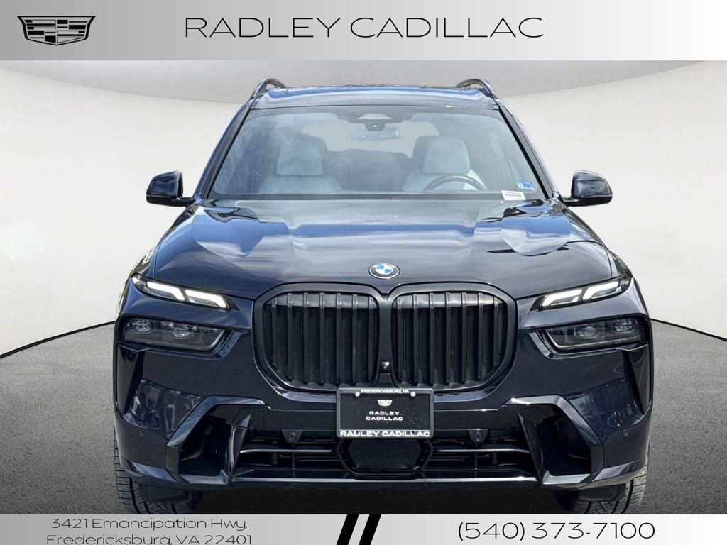 Used 2023 BMW X7 xDrive40i w/ Executive Package image 23