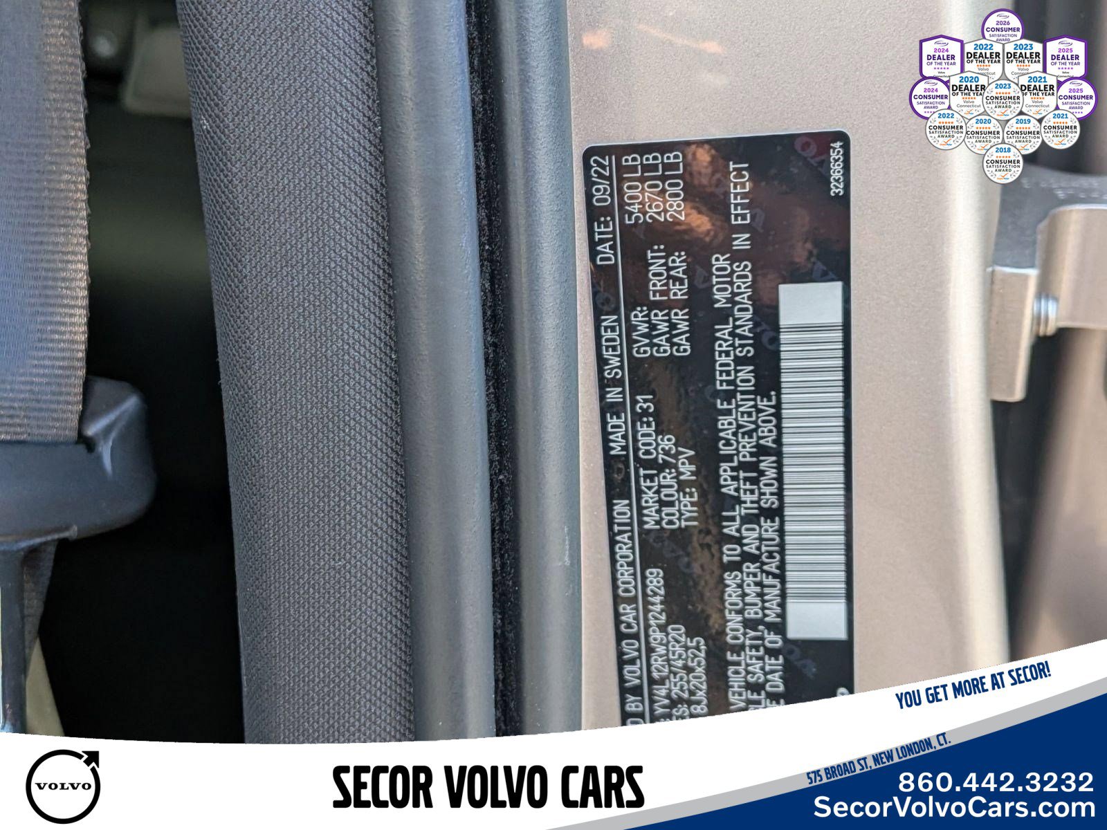 Used 2023 Volvo XC60 B5 Plus w/ Climate Package AWD/4WD image 31
