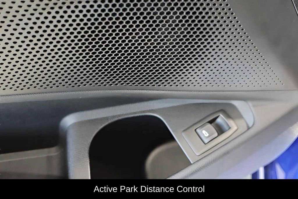 Used 2024 BMW M340i w/ Premium Package image 17