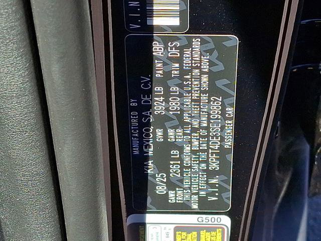 New 2025 Kia K4 LXS image 10