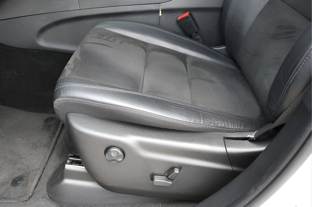 Used 2022 Jeep Grand Cherokee Laredo X RWD image 15