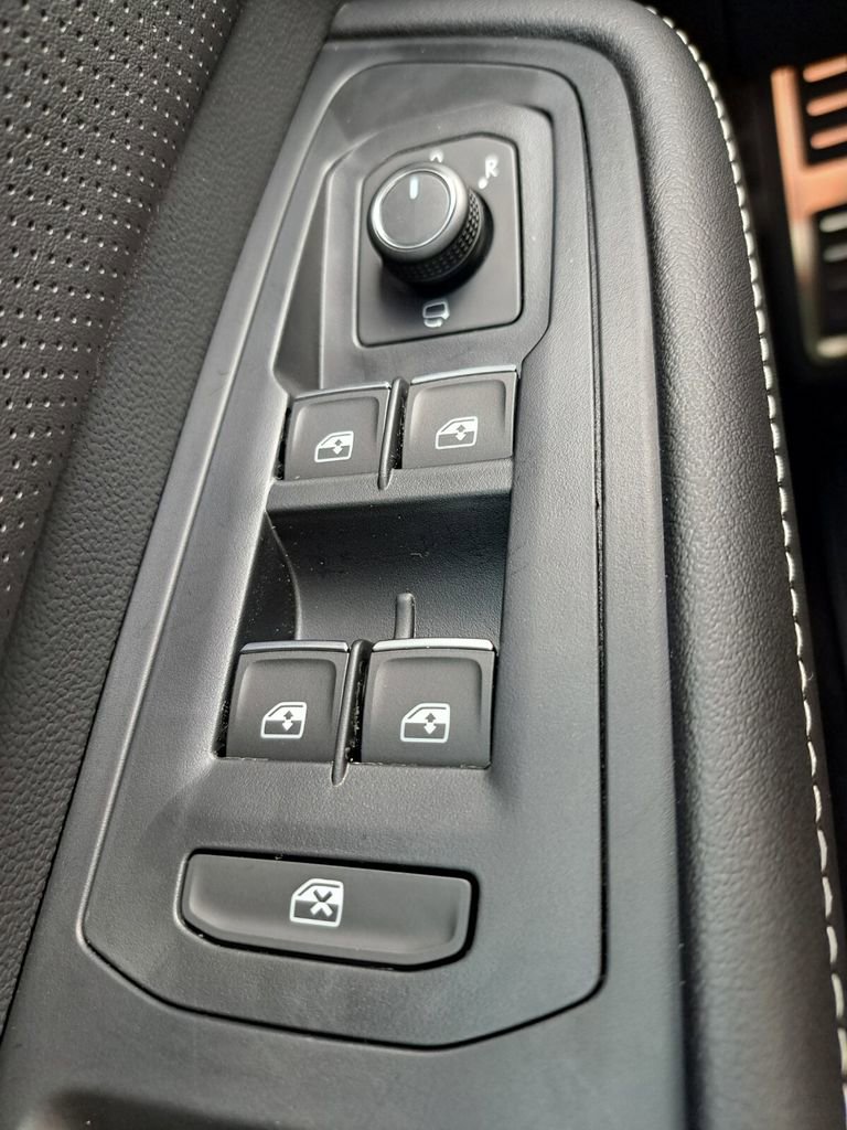 New 2026 Volkswagen Atlas SEL Premium R-Line image 16