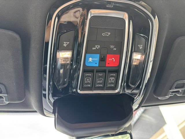 Used 2022 Jeep Grand Cherokee L Overland w/ Luxury Tech Group IV AWD/4WD image 51