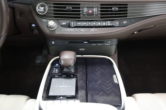 Used 2019 Lexus LS 500 AWD image 44