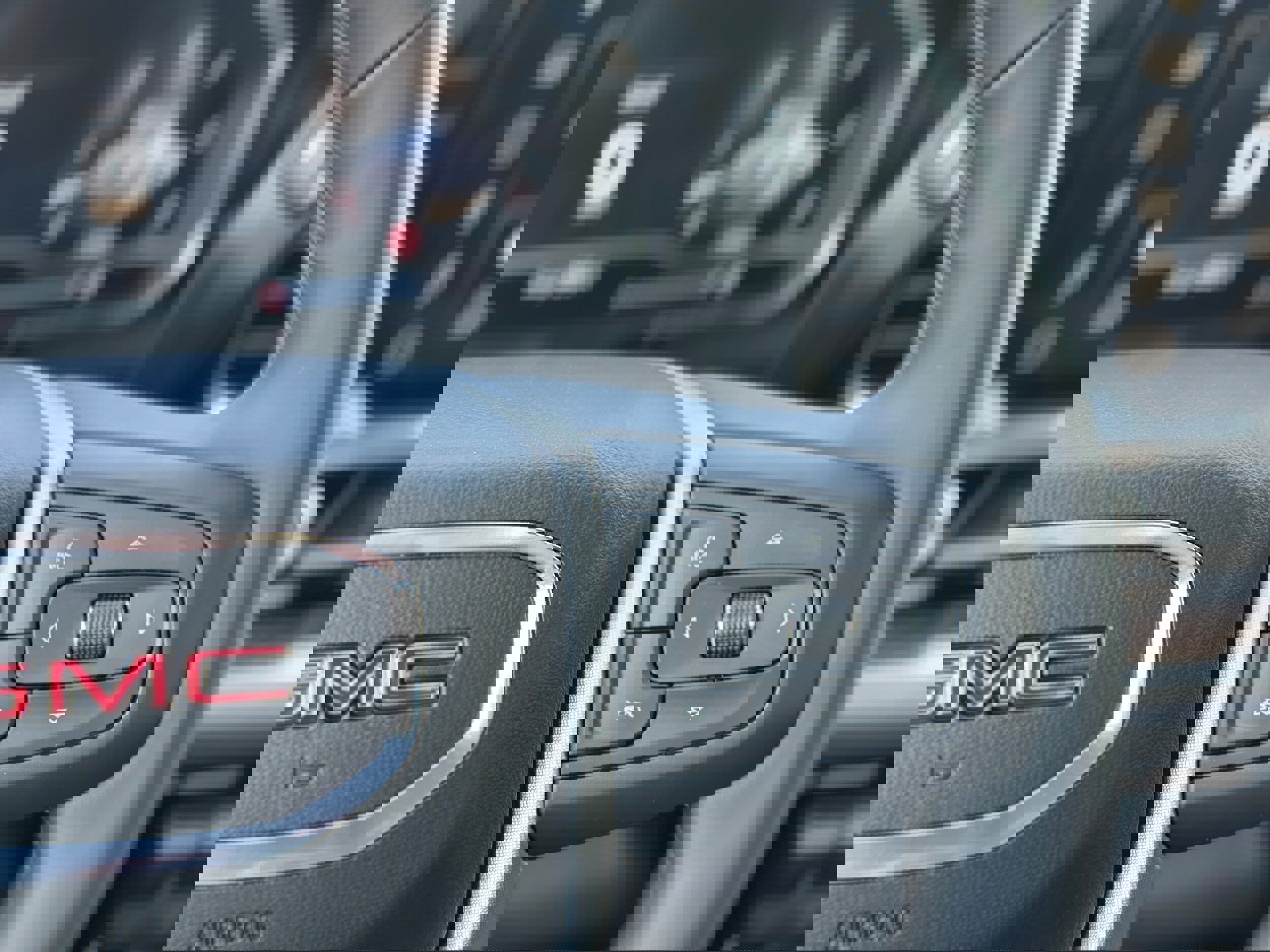 Used 2025 GMC Sierra 1500 SLE AWD/4WD image 12