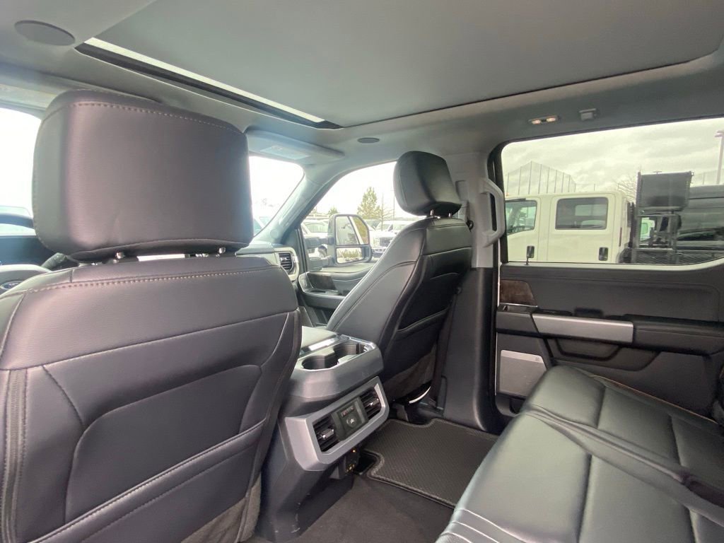 Certified 2025 Ford F250 Lariat w/ Lariat Ultimate Package image 23