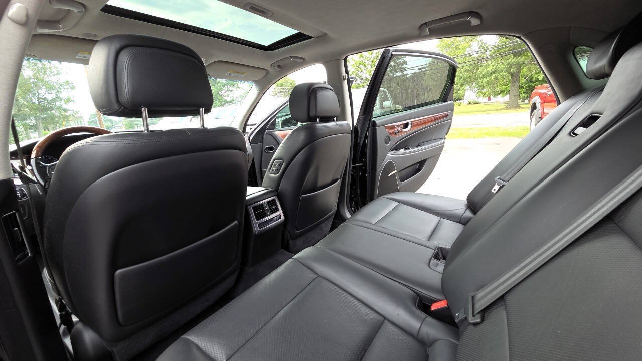 Used 2015 Hyundai Equus Signature RWD image 43