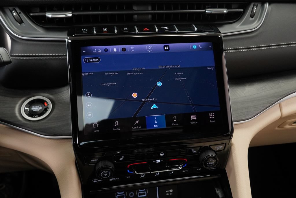 Certified 2025 Jeep Grand Cherokee Limited AWD/4WD image 33
