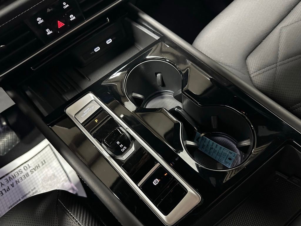 Used 2025 Volkswagen Atlas Cross Sport SE image 41