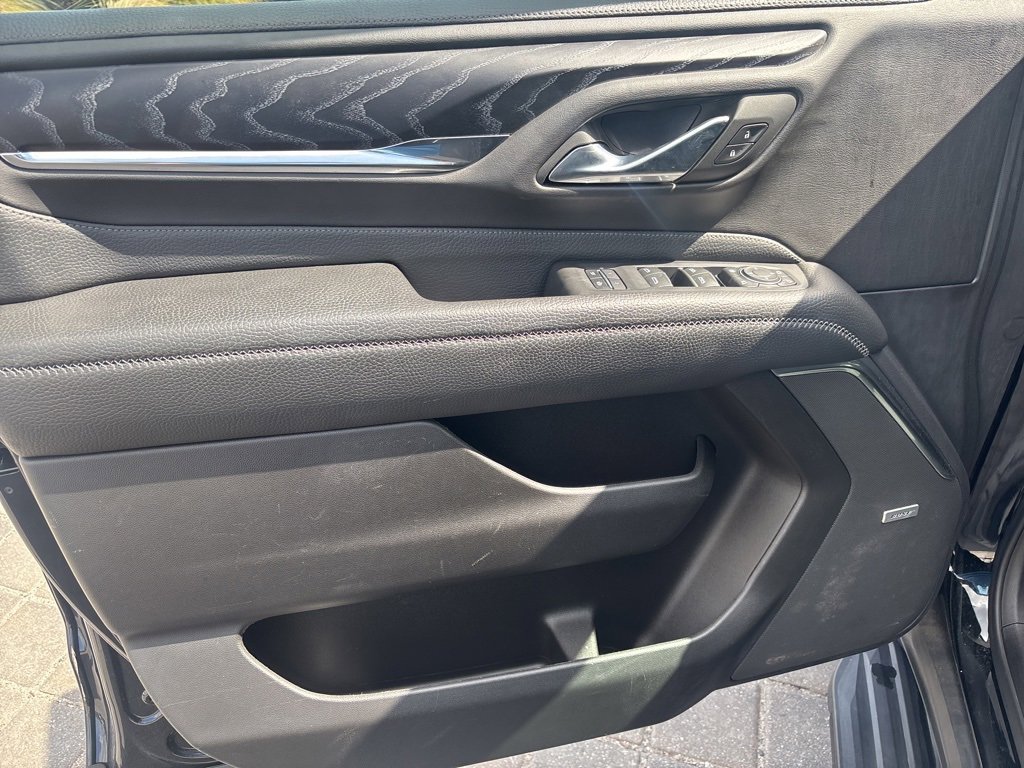 Used 2023 GMC Yukon Denali image 10