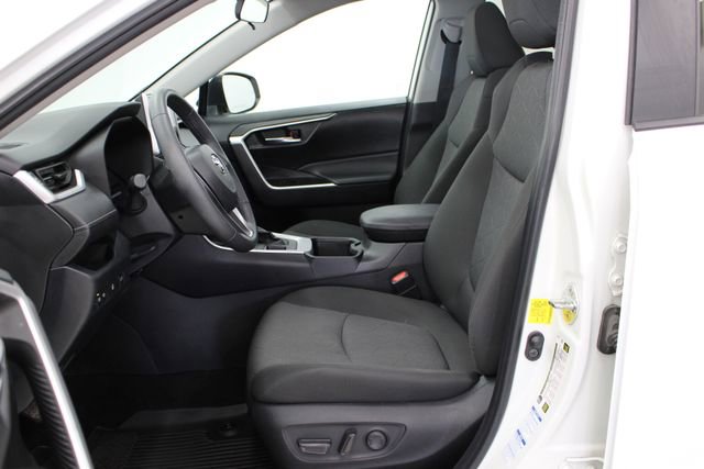Used 2023 Toyota RAV4 XLE w/ Convenience Package image 9