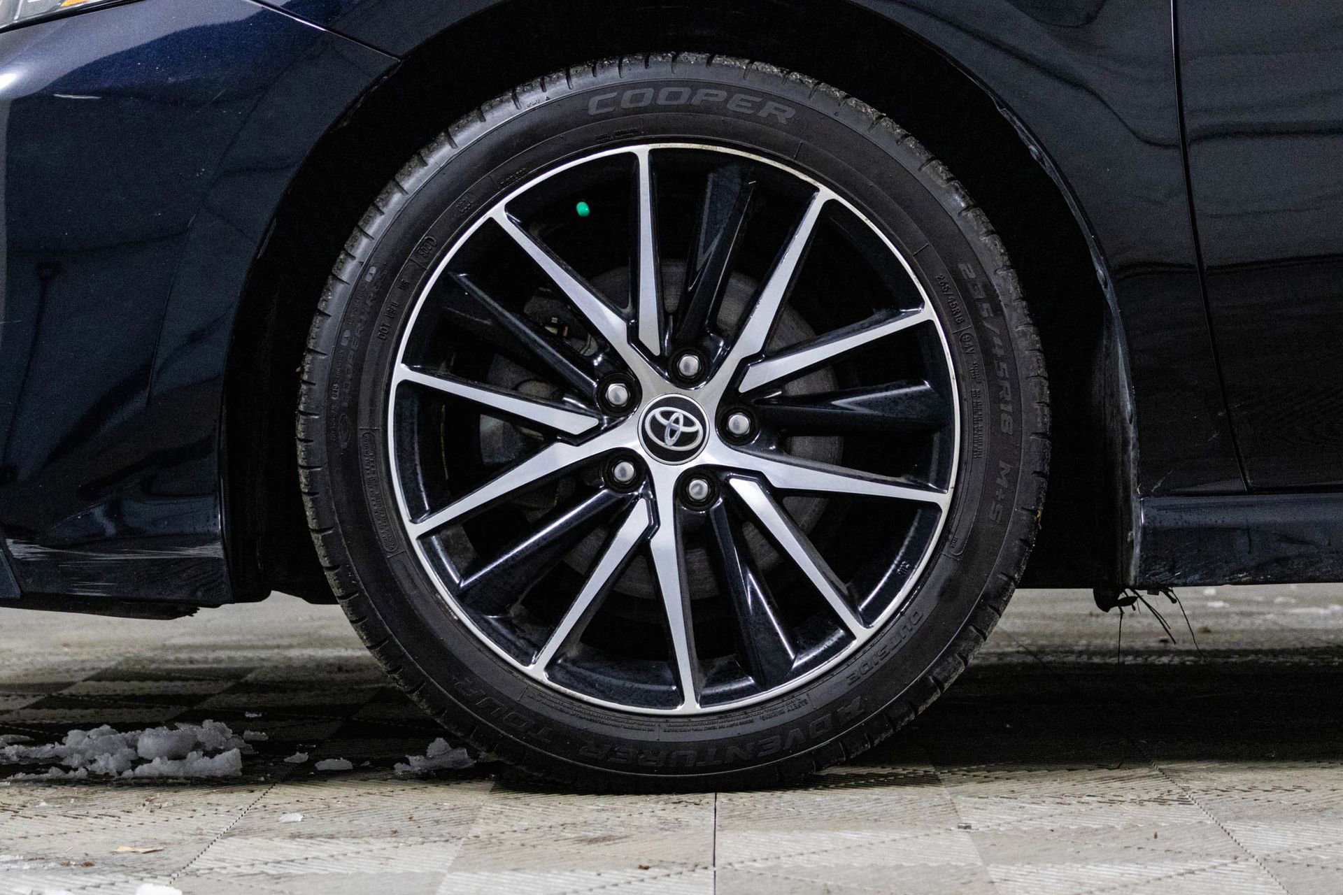 Used 2021 Toyota Camry SE image 43