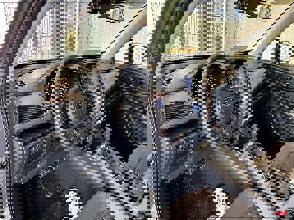 Used 2025 Subaru Crosstrek 2.0i Premium image 8