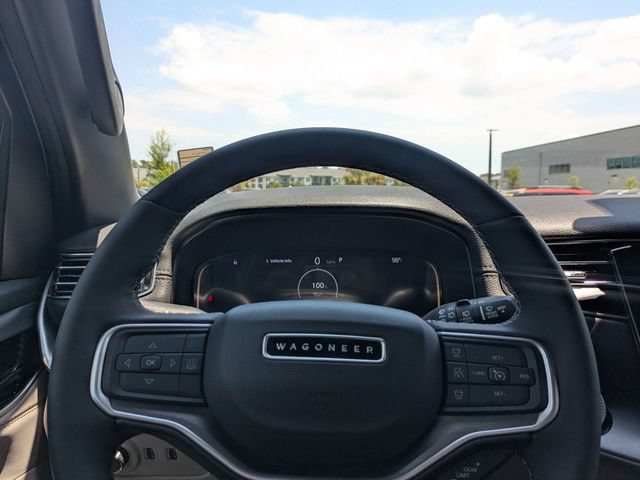 Used 2025 Jeep Wagoneer 4WD w/ Convenience Group I image 28