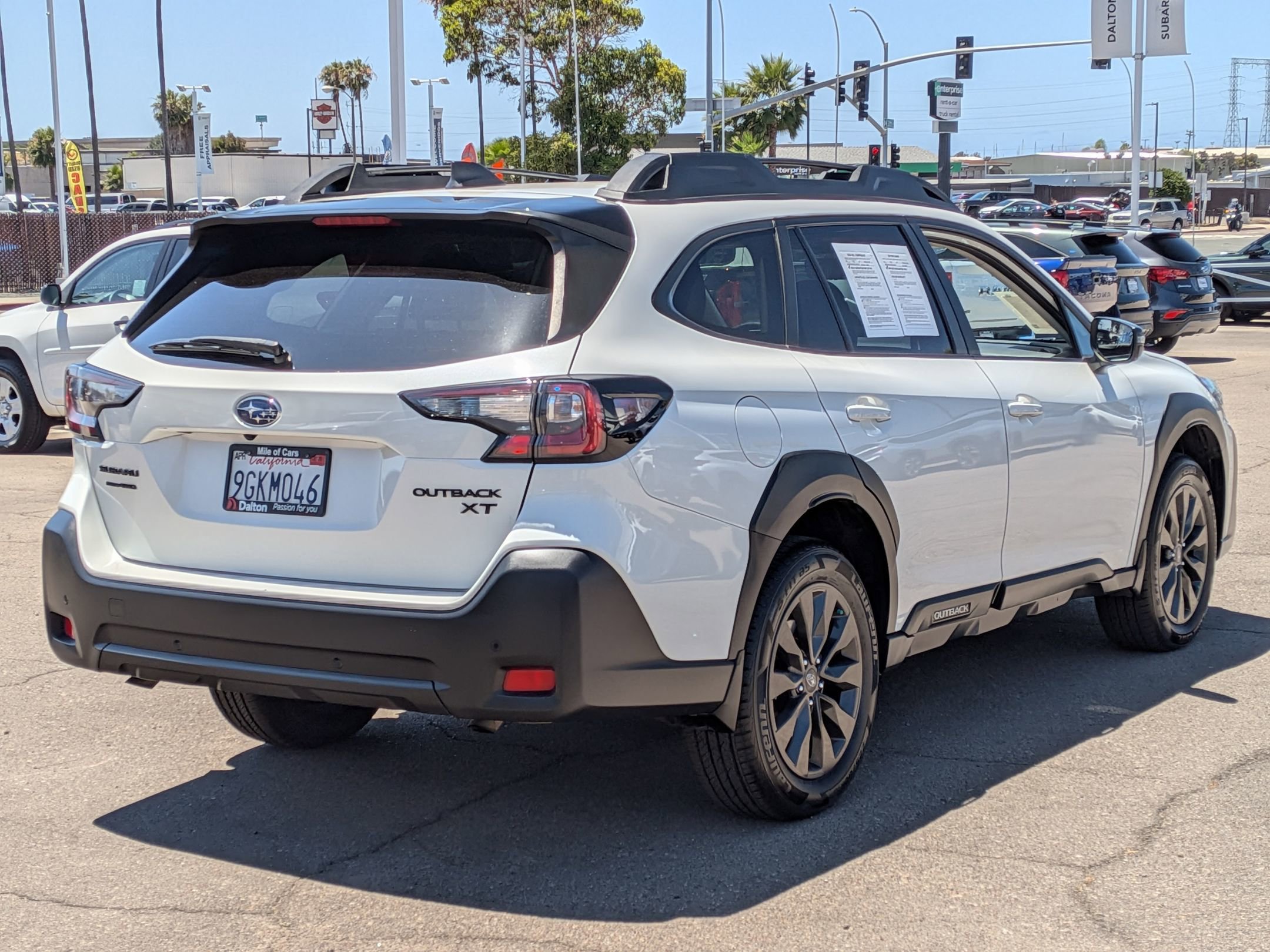 Certified 2023 Subaru Outback Onyx Edition XT AWD/4WD image 4