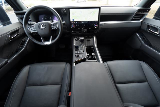 Used 2025 Lexus GX 550 550 Luxury image 13