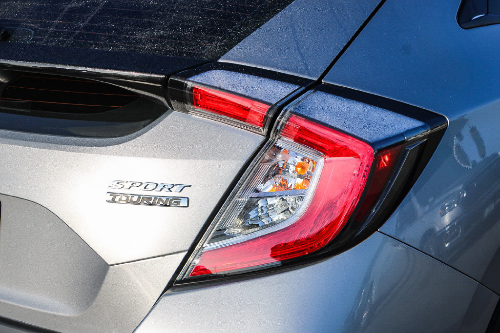 Used 2018 Honda Civic Sport Touring image 10