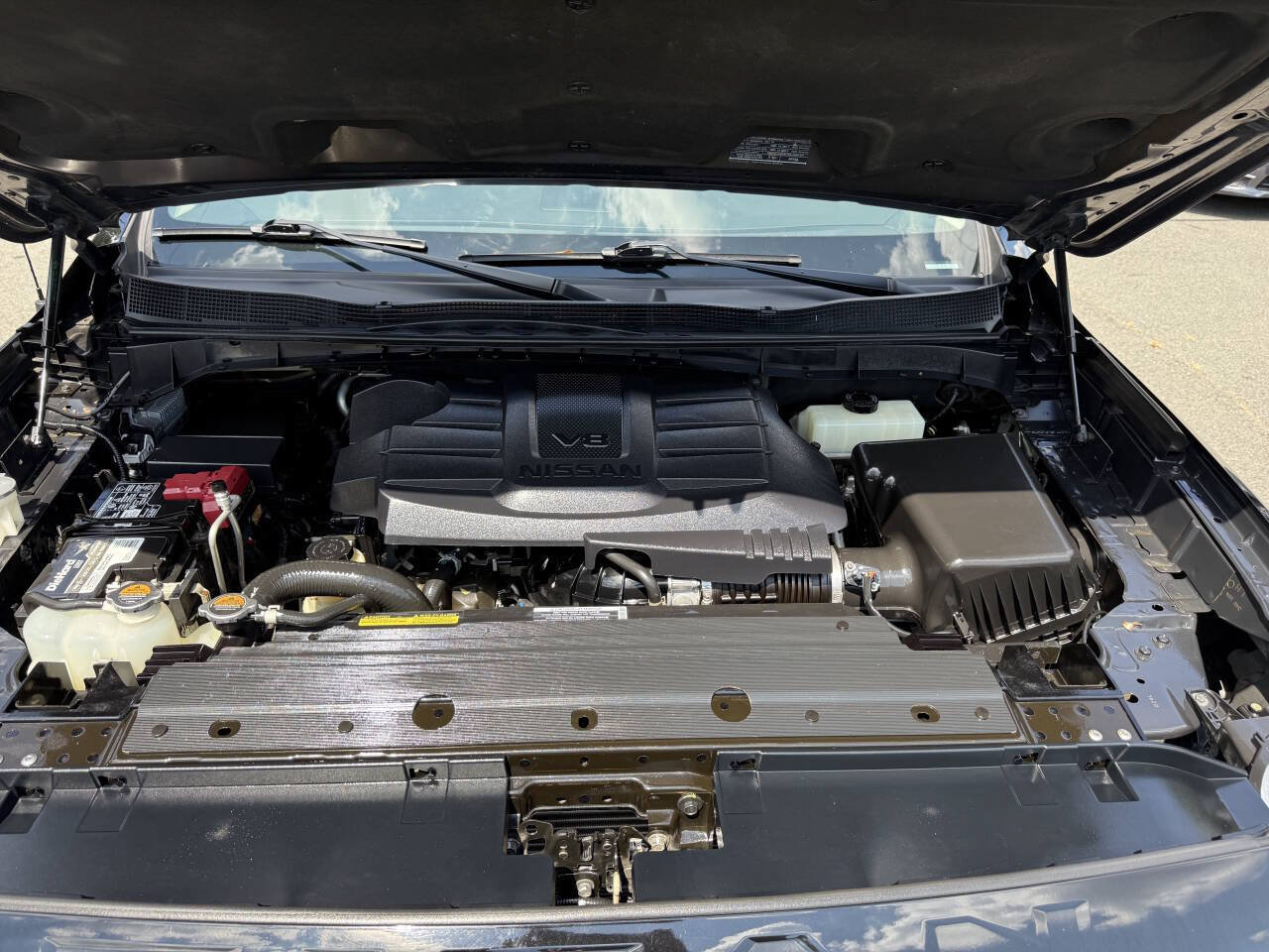 Used 2021 Nissan Titan SV w/ Accessory Utility Package AWD/4WD image 26