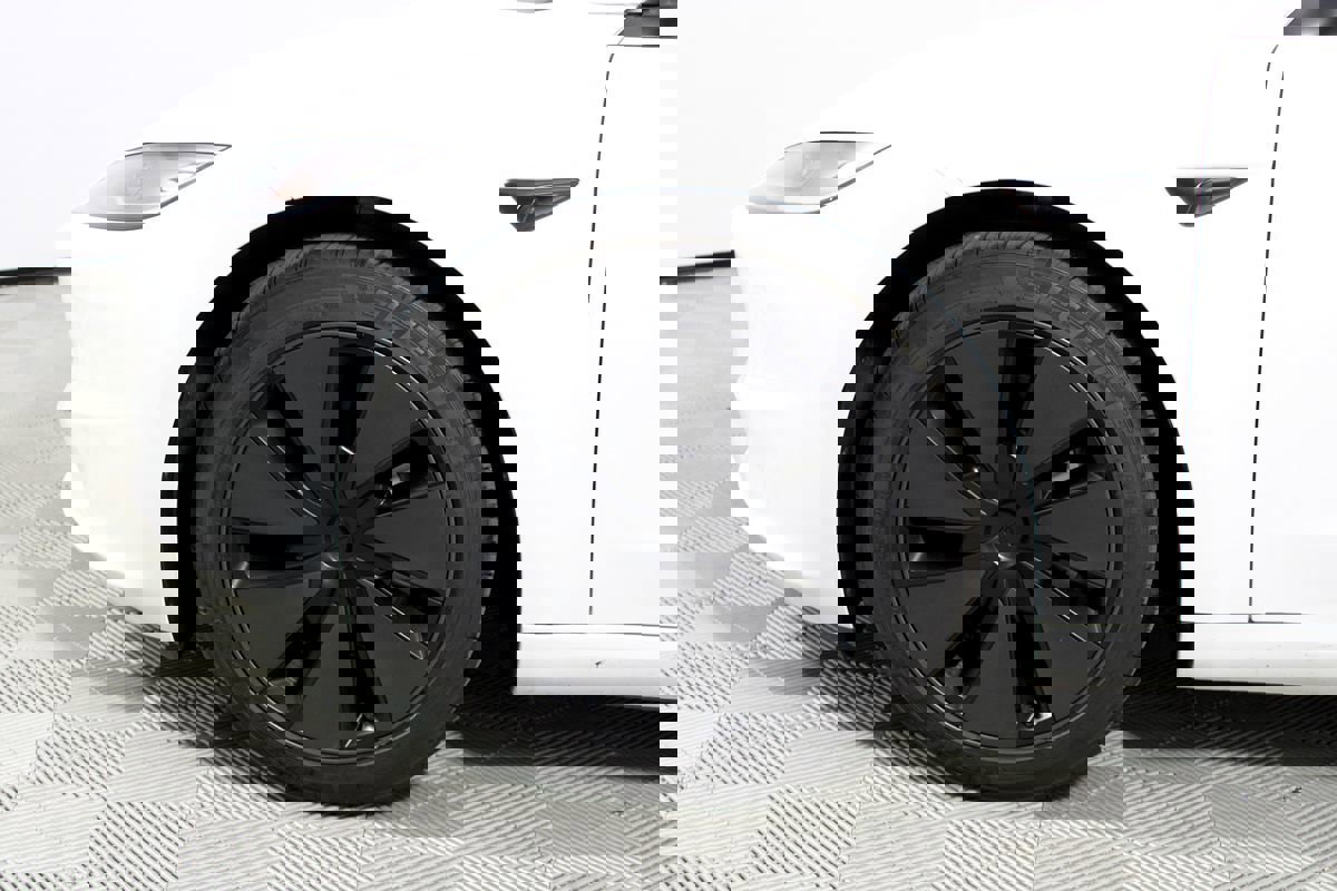 Used 2024 Tesla Model 3 Long Range image 28