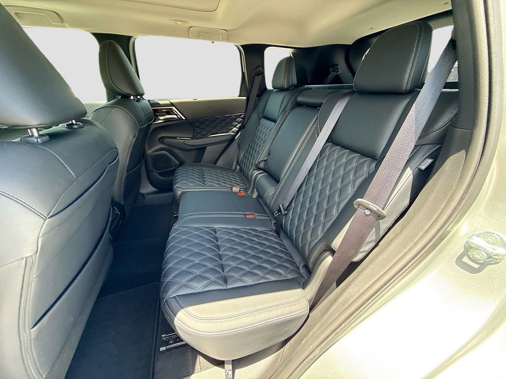 Used 2024 Mitsubishi Outlander SEL image 26