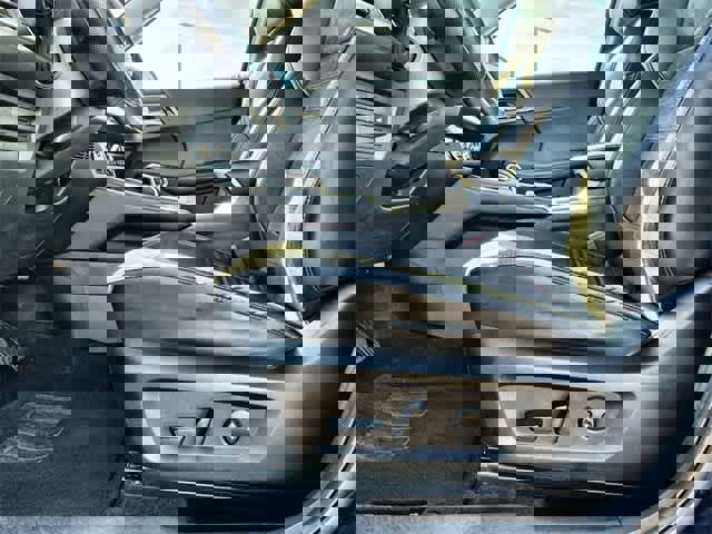 Used 2023 Mitsubishi Outlander SE image 18