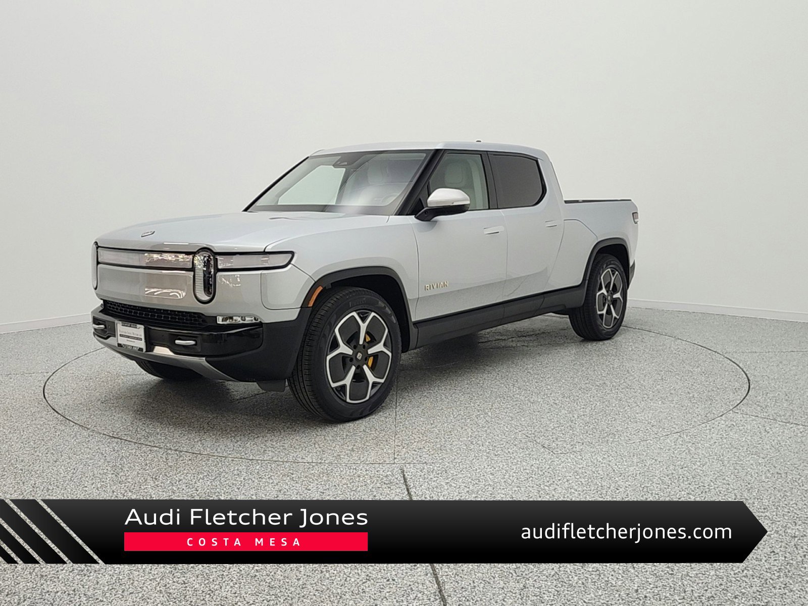 Used 2023 Rivian R1T Adventure image 1