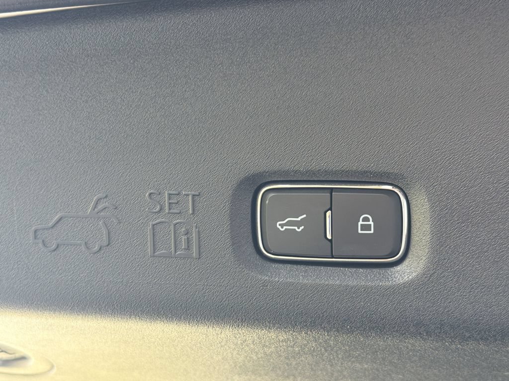 Used 2025 Ford Expedition Max King Ranch AWD/4WD image 14