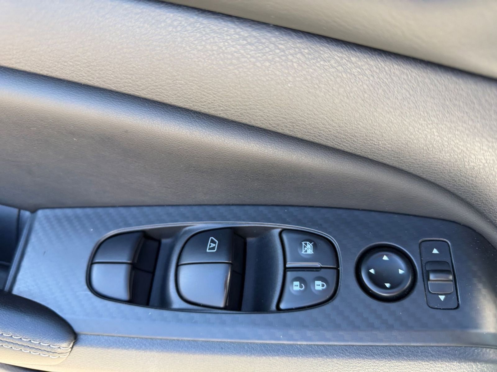 Used 2025 Nissan Altima 2.5 SV image 20