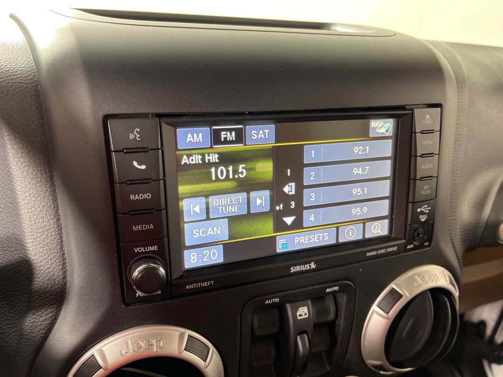 Used 2016 Jeep Wrangler Unlimited Sahara w/ Connectivity Group image 25