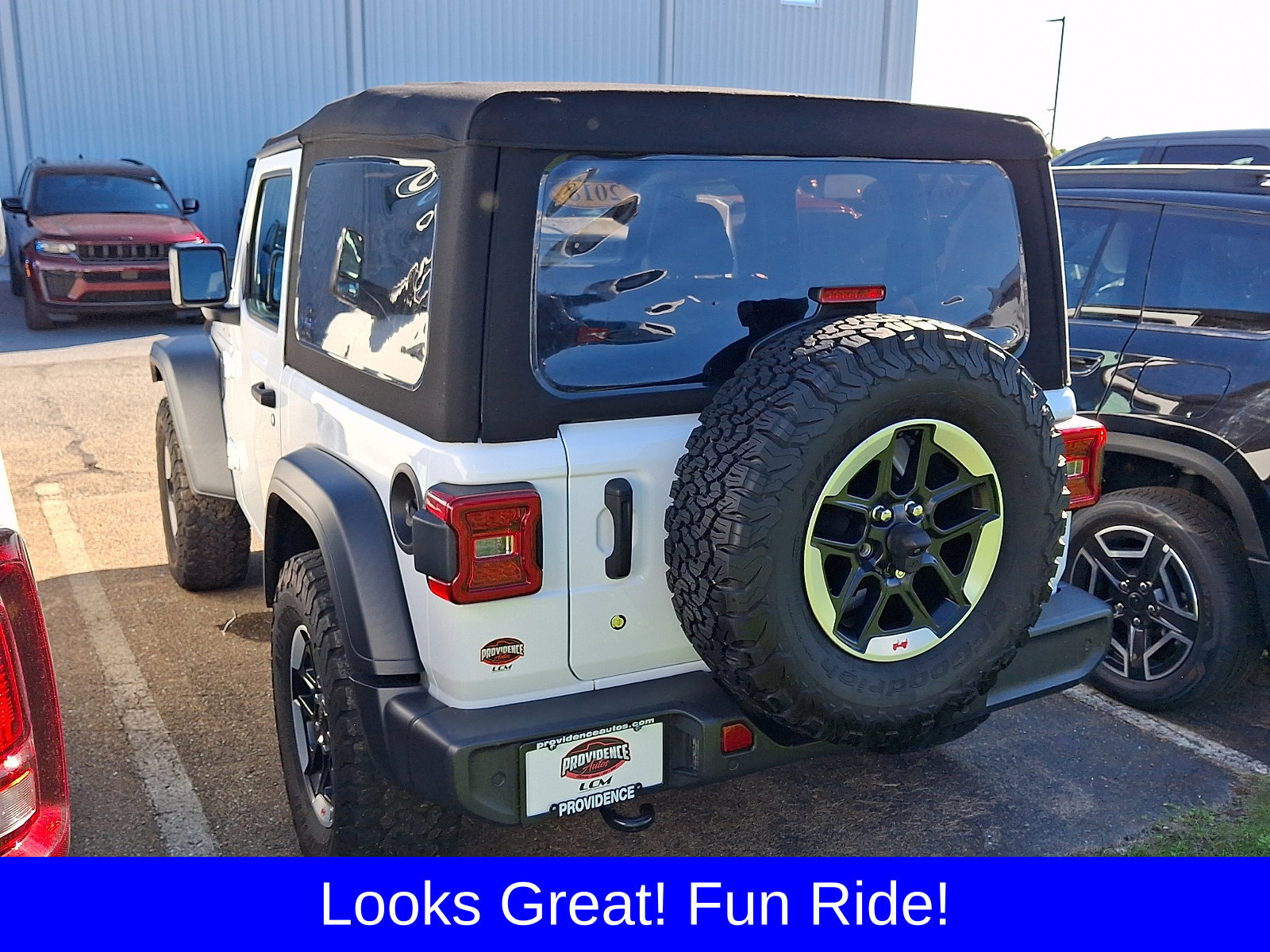 Used 2018 Jeep Wrangler Sport AWD/4WD image 3