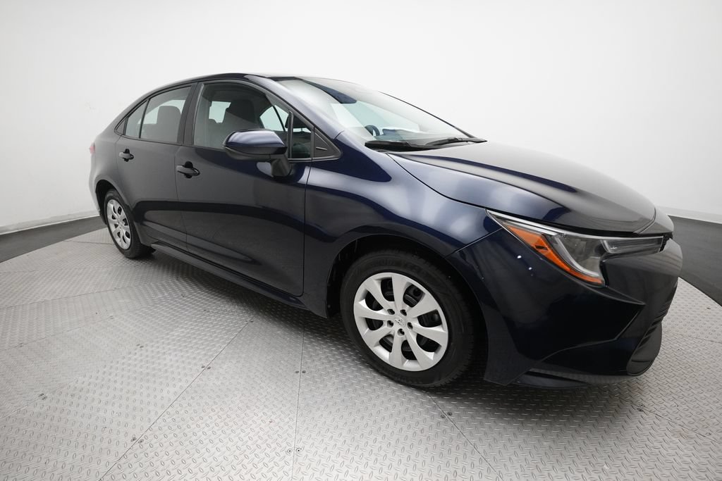 Used 2023 Toyota Corolla LE FWD image 34