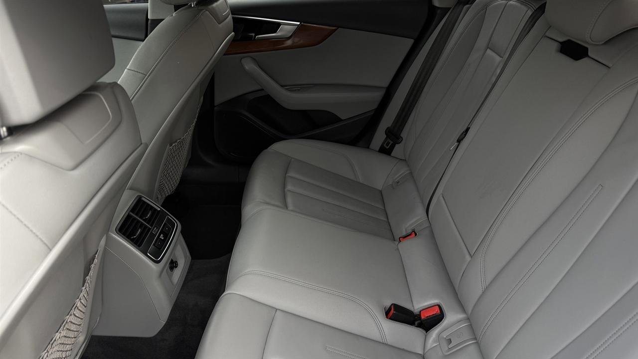 Used 2022 Audi A5 2.0T Premium image 31