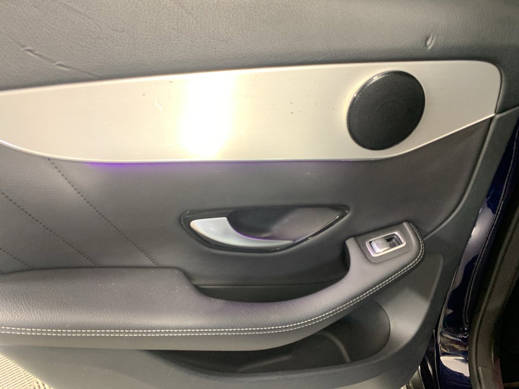 Used 2021 Mercedes-Benz GLC 300 w/ AMG Line image 33