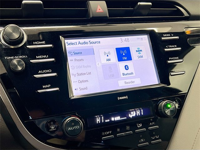 Used 2020 Toyota Camry SE image 8