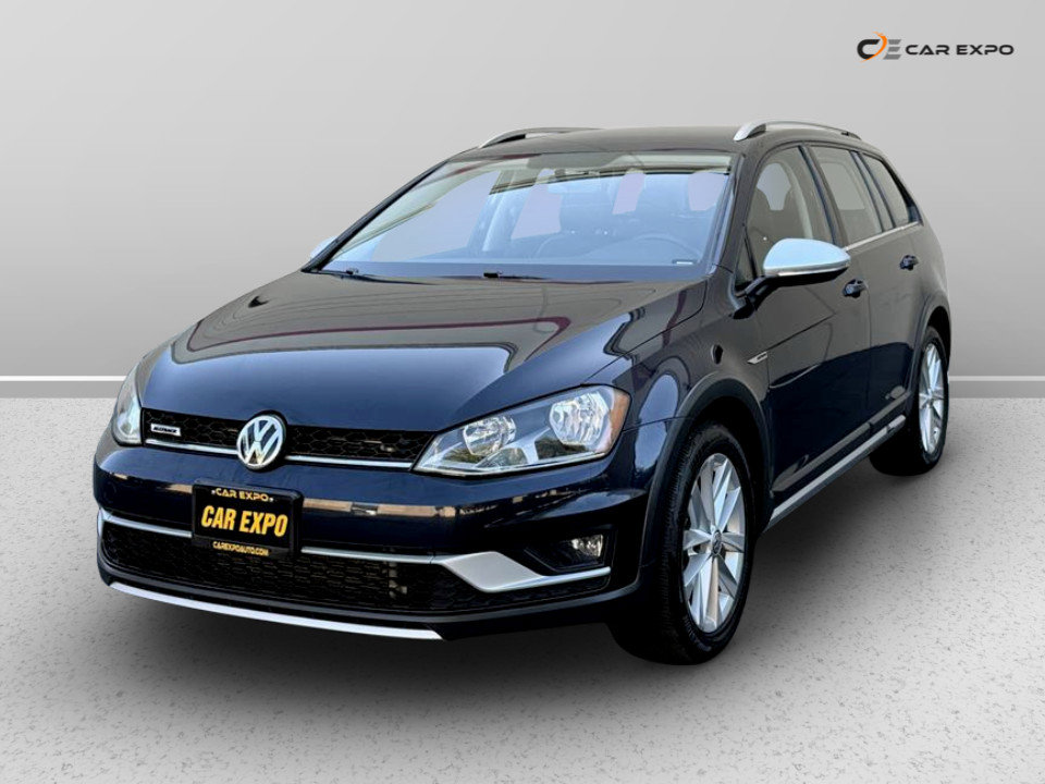 Used 2017 Volkswagen Golf Alltrack S image 4