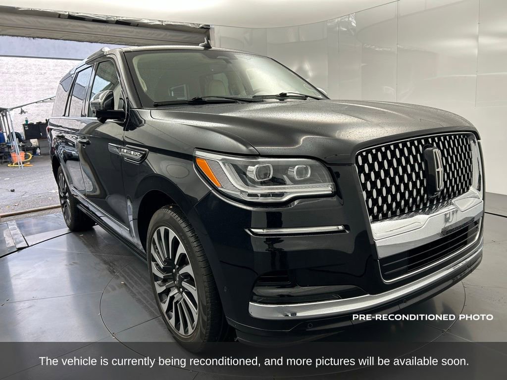Used 2023 Lincoln Navigator Black Label image 8