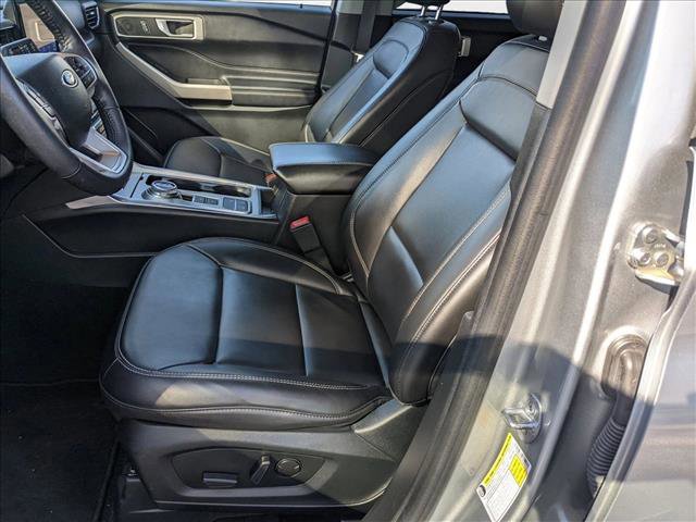 Used 2023 Ford Explorer XLT w/ Equipment Group 202A image 16