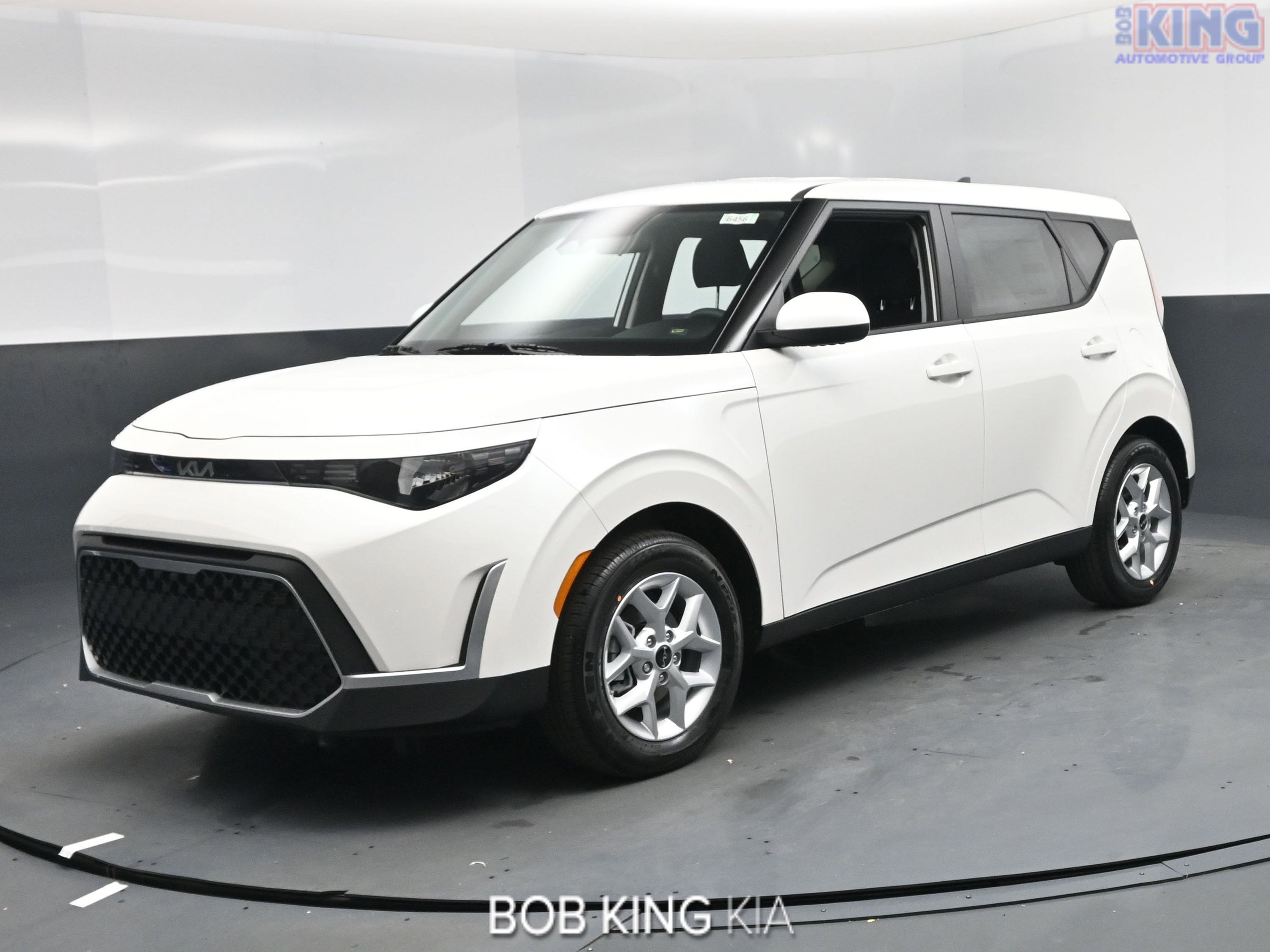 New 2025 Kia Soul LX