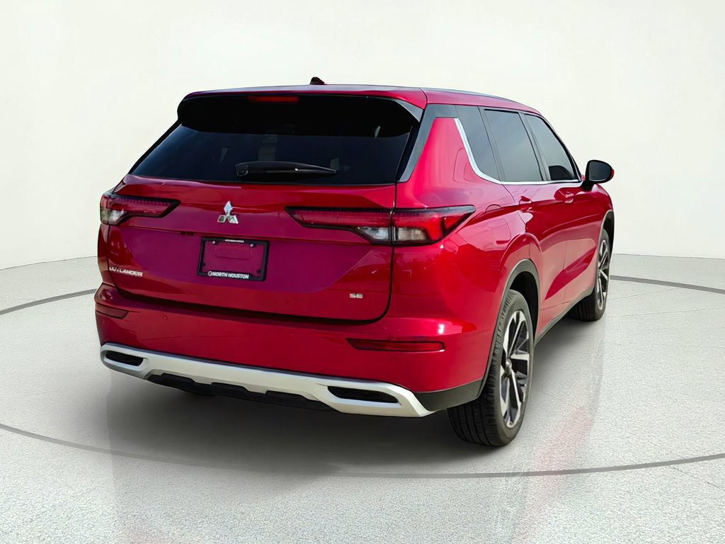 Used 2024 Mitsubishi Outlander SE FWD image 6
